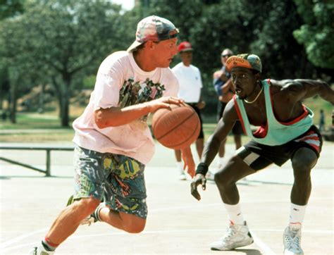 The way Woody Harrelson was able to dunk in 'White Men Can't Jump' [Video]