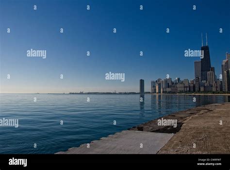 Chicago Skyline From North Avenue Beach Stock Photo Alamy