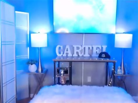 Big Tits Latina Webcam