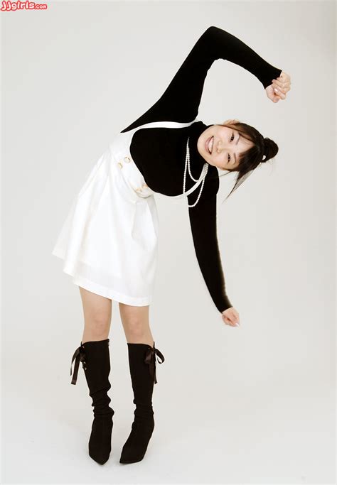 ThumbNow Japanese Babe Asuka ASUKA Erotic Photo 10