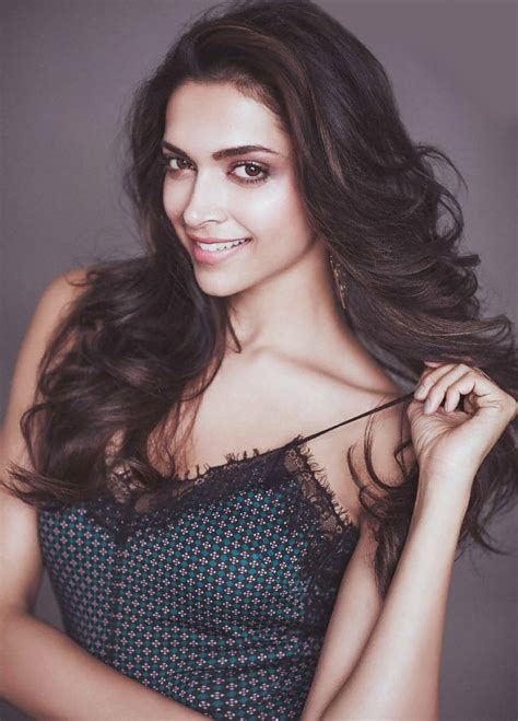 Hot Pics Of Deepika Padukone For Cum Tribute Photo X Vid