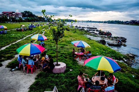 narayani river bankchitwannepal editorial photography image