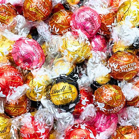 Lindt Lindor Custom Assorted Chocolate Balls 10kg Minimum 800 Pieces