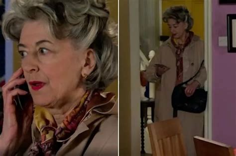 Ashley Graham Strips Totally Naked For Sultry Photoshoot And Reveals Why It S Okay To Have