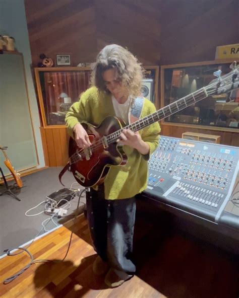 eddie benjamin net worth