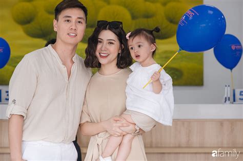 Hot Mom Hot Dad Th H M I V Lo T C U Chuy N Gi M I K V Nh Ng Th N T Ng B M S A V N