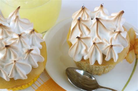 De Cupcakes Cupcakes De Lim N Con Lemon Curd Y Merengue Suizo