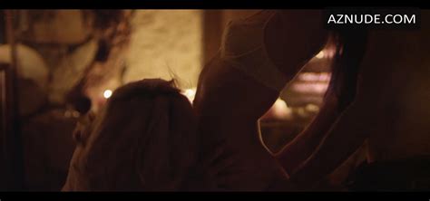 MALIBU ROAD NUDE SCENES AZNude