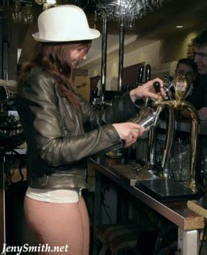 Bar Wench Porn Pic