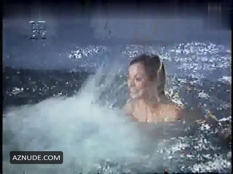 O MARGINAL NUDE SCENES AZNude