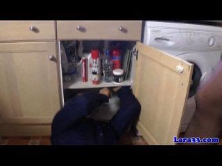 Repair Man Free Xxx Tubes Look Excite And Delight Repair Man Porn At Hotntubes