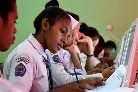 lebih bagus  sma swasta  sma negeri ketahui  perbedaan