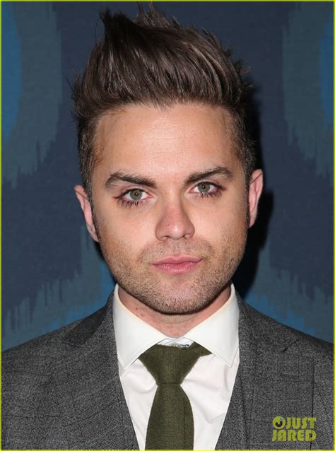 Thomas Dekker Comes Out As Gay Reveals He S Married Photo