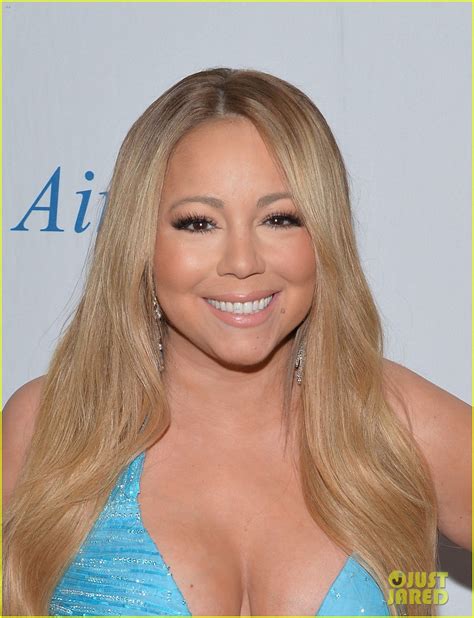 Mariah Carey Flaunts Major Cleavage At Fresh Air Fund Gala Photo