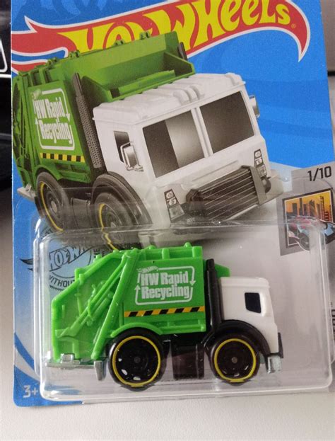 Hot Wheels Caminh O De Lixo Carrinho De Beb Hot Wheels Nunca Usado Enjoei
