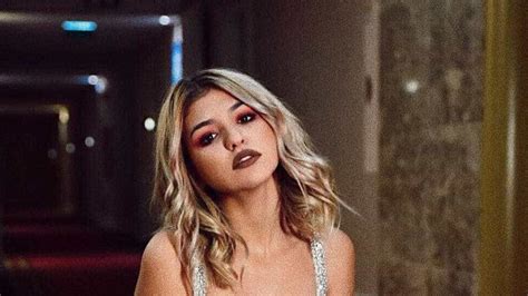 B Rbara Bandeira Surpreende V Rias Fotos Em Lingerie Jornal Di Rio Online