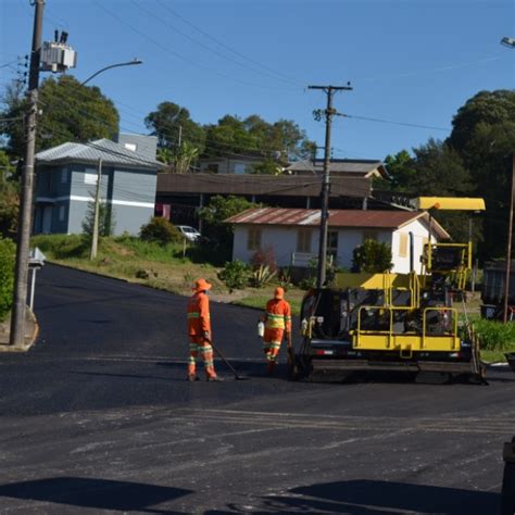 PavimentaÇÃo AsfÁltica Em Barro Preto E Na Rua 10 De Abril Notícias