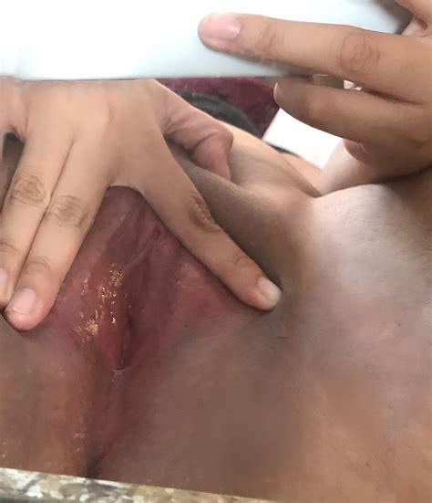 My Pussy Needs A Good Rough Pounding F R Gonewild