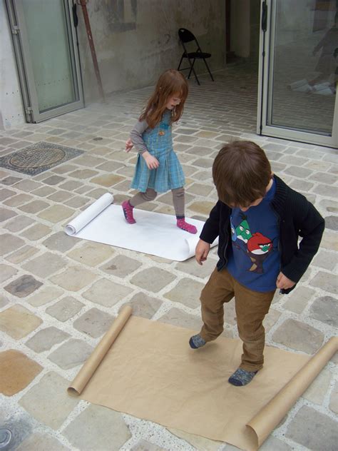 Exposition La Biennale de la Jeune Création Ecole maternelle Jean