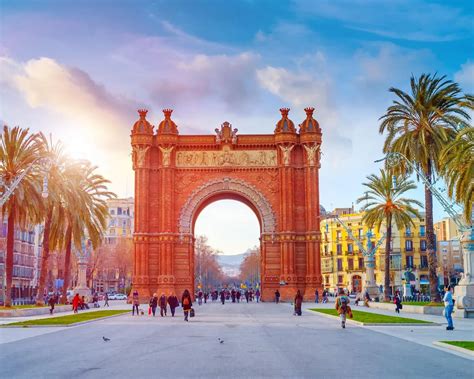 Cataluña, Sur De Francia Y Andorra (2024) desde AR$ 636,695