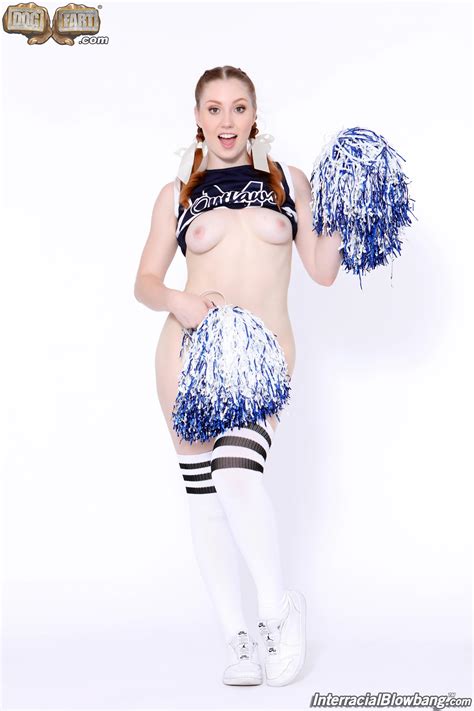 Arietta Adams Gangbang 030 Porn Pic