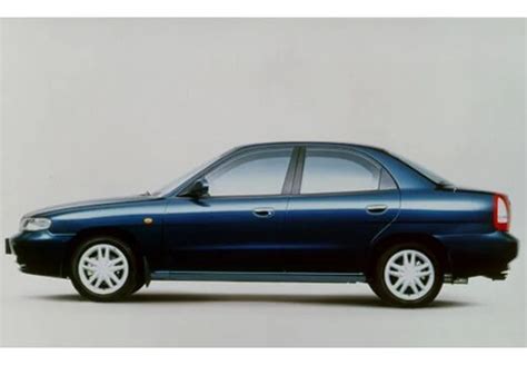 Daewoo Nubira 16 Se 4p 1998 Ficha Técnica Precio Y Medidas Autocasión