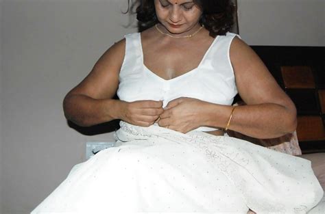 Indian Mature Slut Fuck With Two Man Porn Pictures Xxx Photos Sex Images Page Pictoa