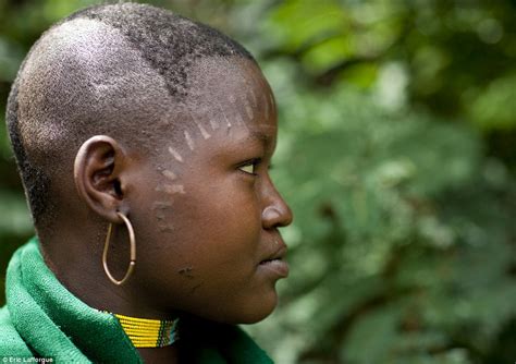 Ethiopian and Sudanese tribes show off tattoos created using thorns ...