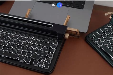 На Kickstarter появилась ретро-клавиатура в виде печатной машинки