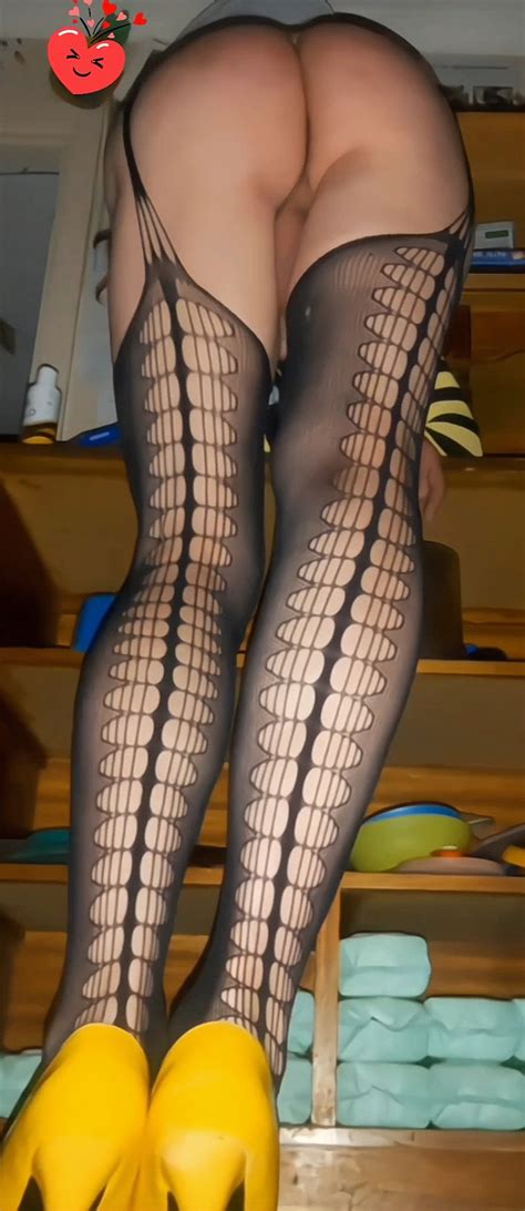 Red Singlet Caning My Ass And Sitting On My Hand Photo AShemaletube