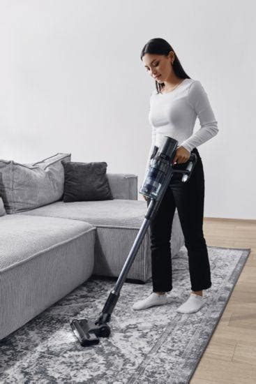 Aeno Cordless Vacuum Cleaner Sc3 Grey | Robert Dyas