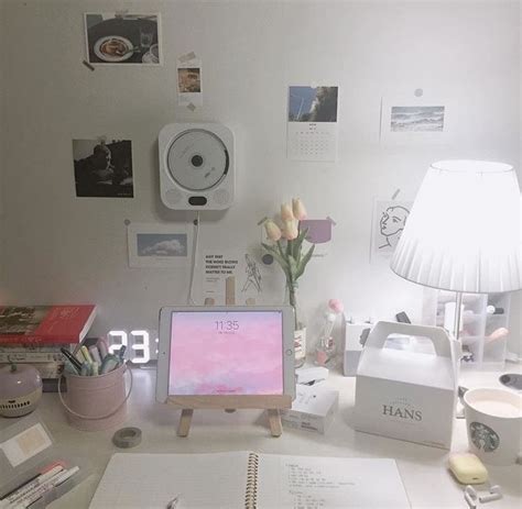 Korean Study Desk Aesthetic - dimecorazonteestoyescuchando