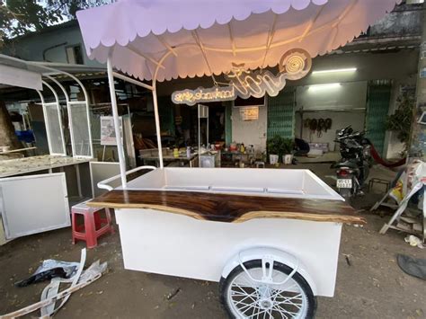 MẪU XE ĐẨY BÁN HOA HOT TREND GIA CÔNG THIẾT KẾ MIỄN PHÍ 100 THEO YÊU CẦU