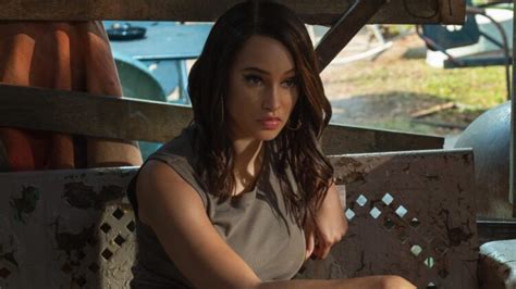 Hot Sexy Elarica Johnson Bikini Pics