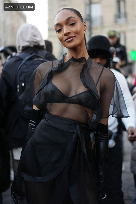 Jourdan Dunn Sexy Flaunts Her Hot Tits At The Victoria Beckham Fashion Show In Paris Aznude