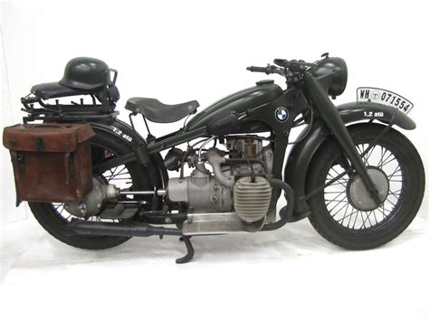 1939 BMW R12 Military - National Motorcycle Museum