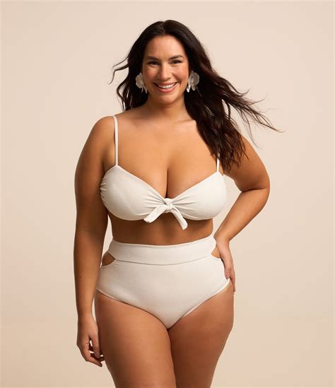 Biquíni Calcinha Hot Pants Vazado Curve Plus Size Off White