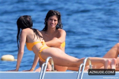 Cairo Dwek Sexy Shows Off Her Bikini Body While Enjoying The Sun At Luxury Hotel Eden Roc AZNude