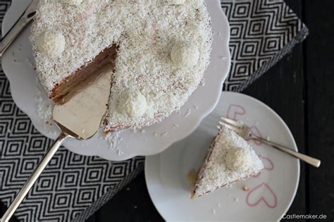 Raffaellotorte Bzw Kokostorte Mit Himbeer Kokos Rezept Semi Naked Cake Castlemaker