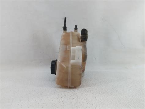 2011 2019 Ford Fiesta Radiator Coolant Overflow Expansion Tank Bottle