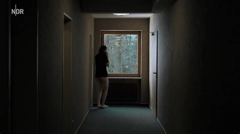 Nude Video Celebs Lisa Vicari Sexy Am Ende Der Worte