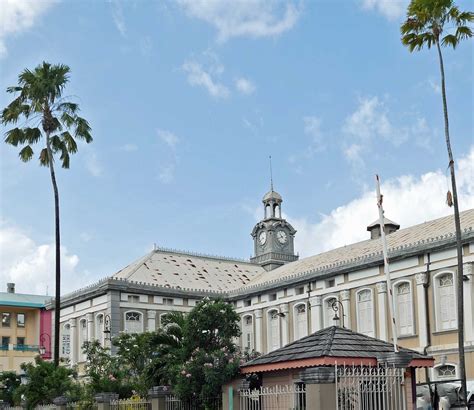 Photo à Fort-de-France (97200) : L' ancien hôtel de ville - Fort-de