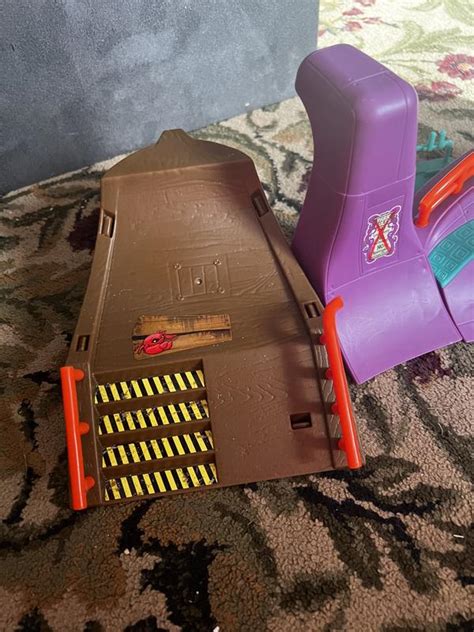 Hot Wheels Skate Octopark Playset With Exclusive Fingerboard And Skate Shoes Macy S