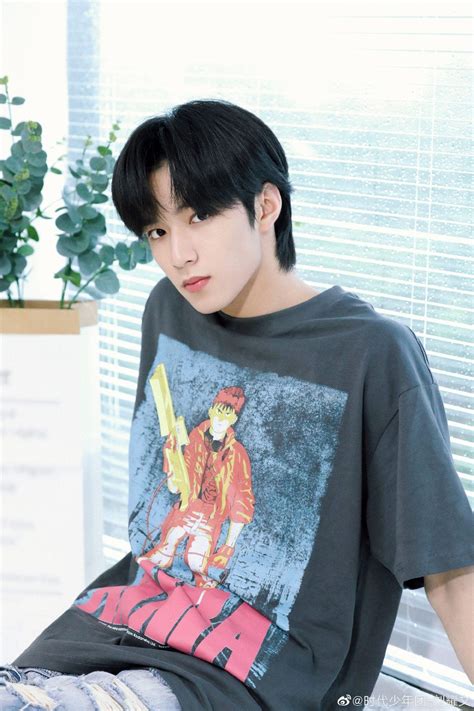 10 idol Cbiz hot nhất tháng 7 Diệc Phàm lọt top Thiên Tỉ thua đàn em