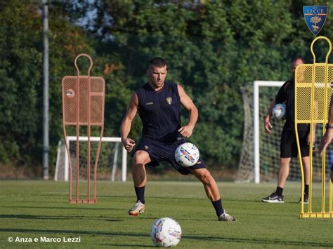 Lecce Convocati Per La Sfida Contro Il Cagliari