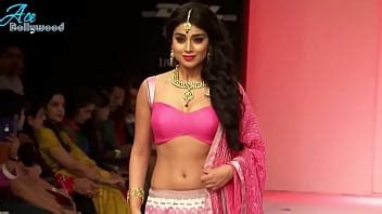 Shriya Hottest Navel Ramp Walk Xvideos