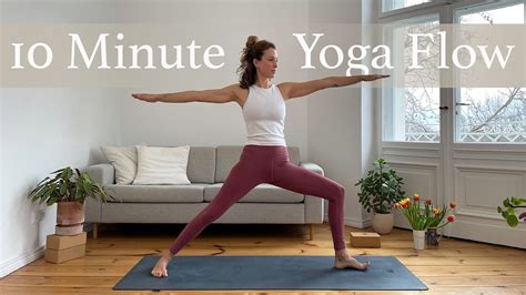 10 Min Yoga Flow Awake And Energized Quick Full Body Vinyasa Flow