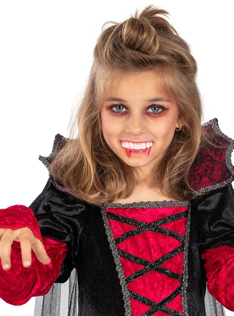 Denti Da Vampiro Per Bambini Consegna H Funidelia