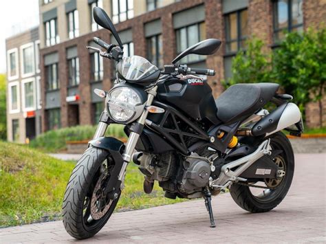 Купить б у Ducati Monster инжектор передач в Тюмени чёрный naked bike года на Авто
