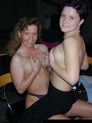 Amateur Milf Lesbian Lingerie Milf X Porn Pic